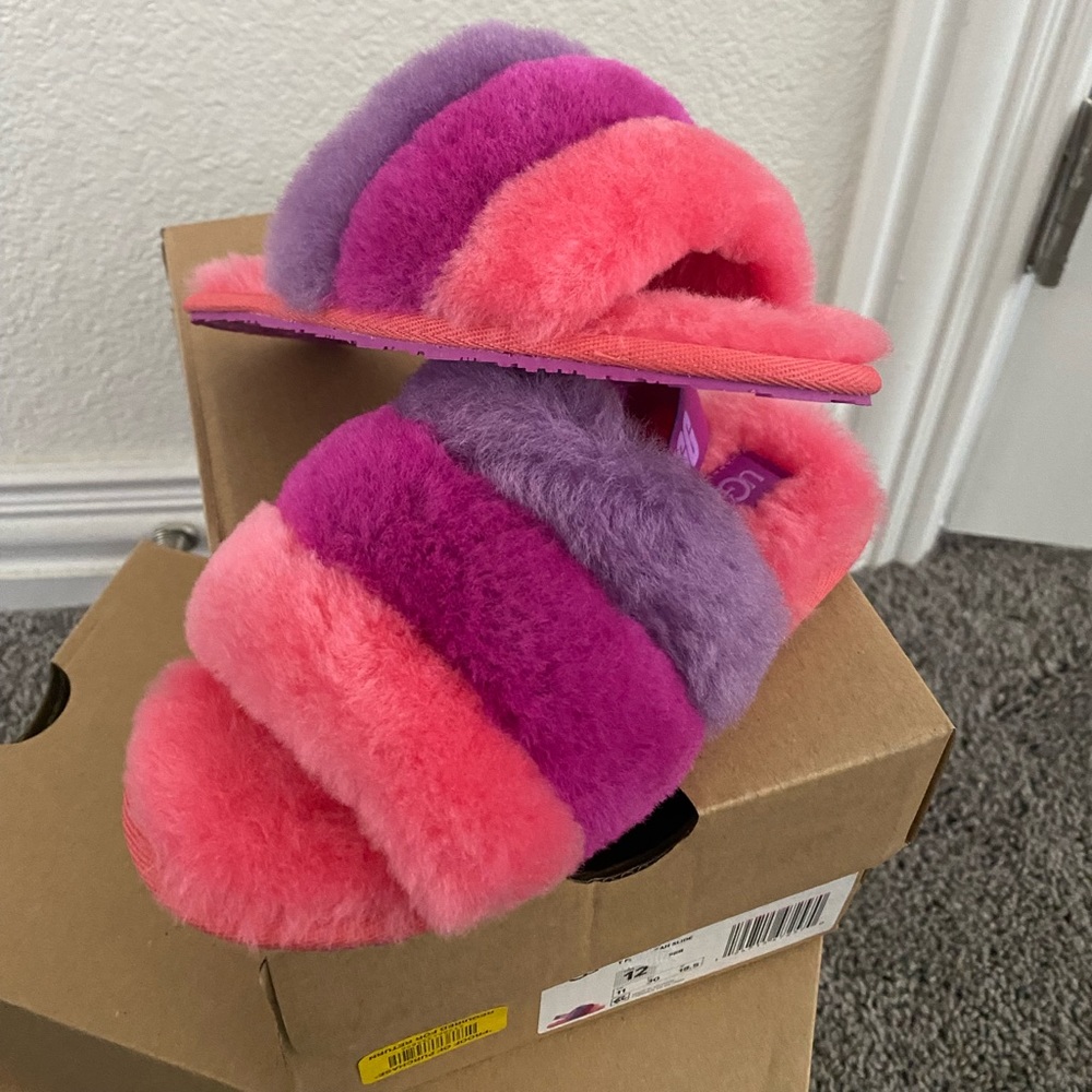 Fluff Yeah UGG slides